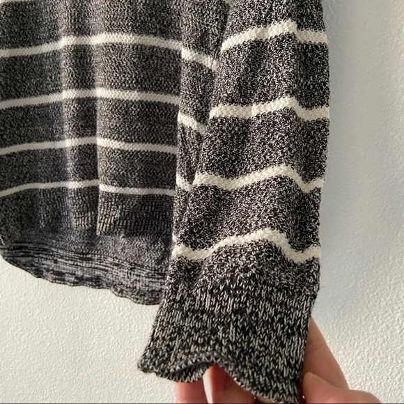 Striped Cozy Knit Sweater Like New Size XS Hi-Lo Extra Small COTTON ON - Picture 4 of 7